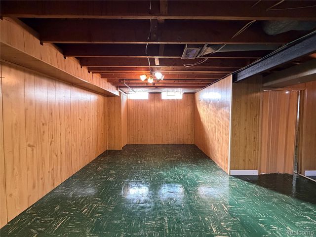 3409 Jarvis Avenue, Warren, MI 48091