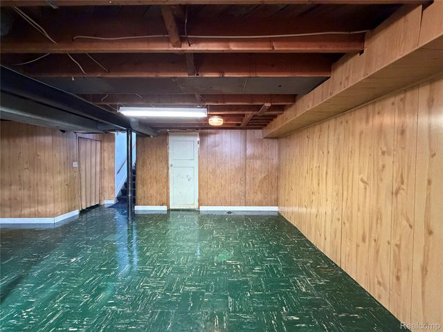 3409 Jarvis Avenue, Warren, MI 48091