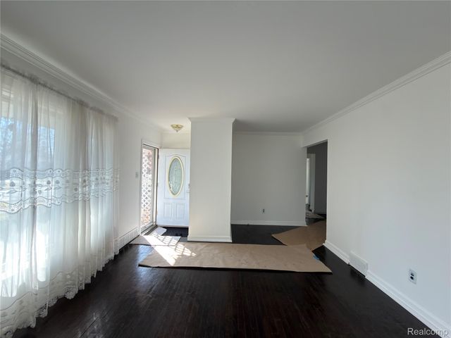 3409 Jarvis Avenue, Warren, MI 48091