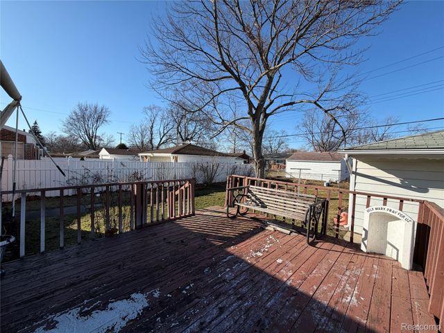 3409 Jarvis Avenue, Warren, MI 48091