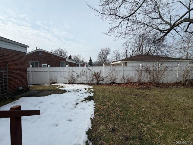 3409 Jarvis Avenue, Warren, MI 48091