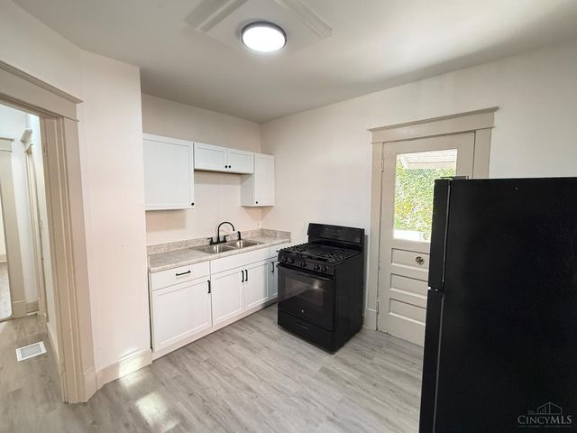 395 Elberon Avenue, Cincinnati, OH 45205