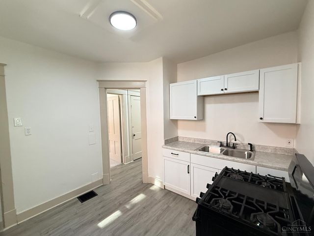 395 Elberon Avenue, Cincinnati, OH 45205