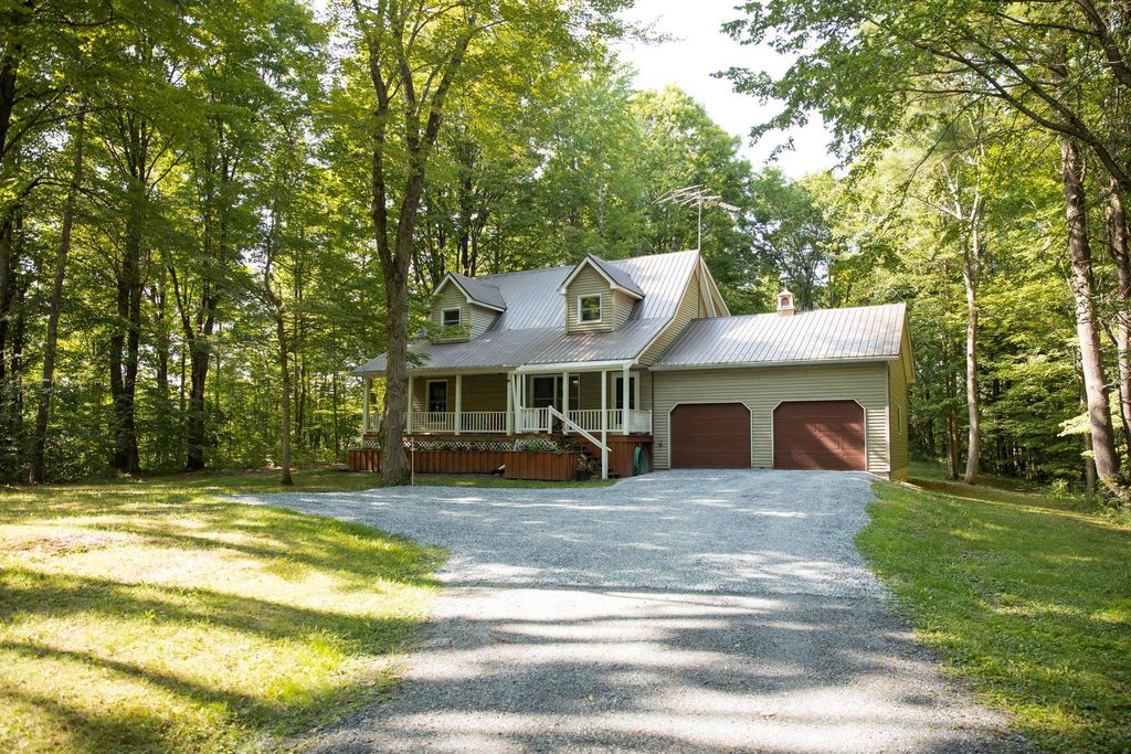 429 Twin Ridge Road, Monkton, VT 05443