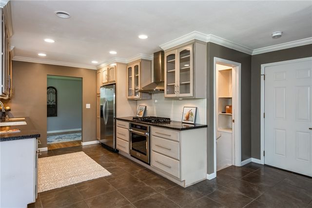 609 E David Road, Kettering, OH 45429