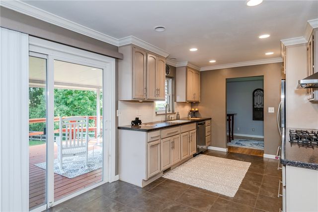 609 E David Road, Kettering, OH 45429
