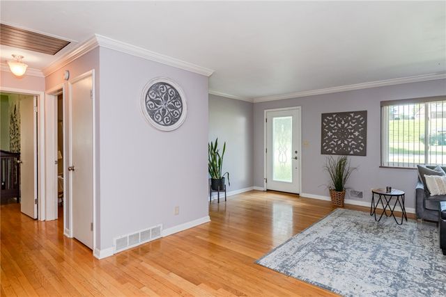 609 E David Road, Kettering, OH 45429