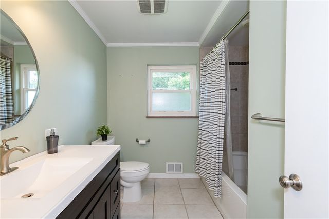 609 E David Road, Kettering, OH 45429
