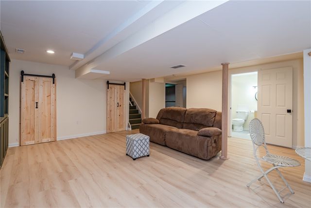 609 E David Road, Kettering, OH 45429