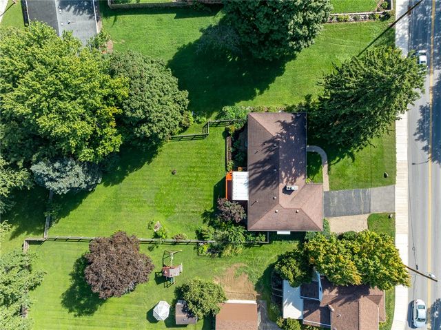 609 E David Road, Kettering, OH 45429