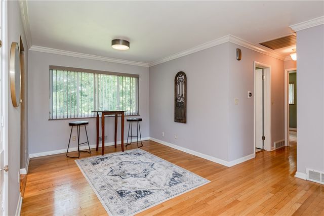 609 E David Road, Kettering, OH 45429