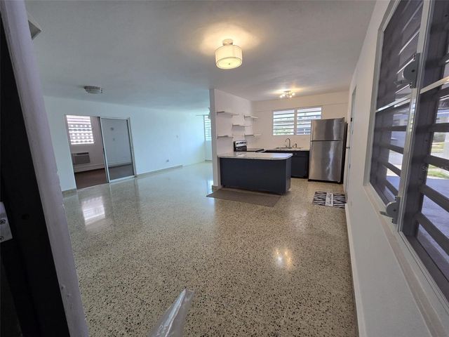 R13 NEBRASKA, Guaynabo, PR 00969