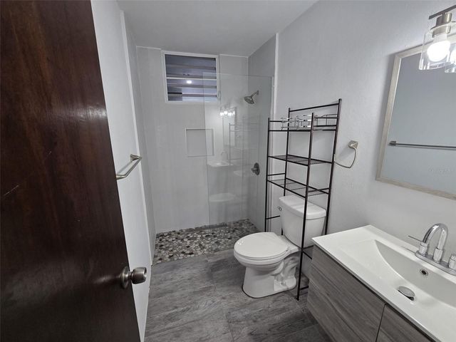 R13 NEBRASKA, Guaynabo, PR 00969