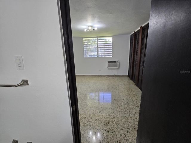 R13 NEBRASKA, Guaynabo, PR 00969