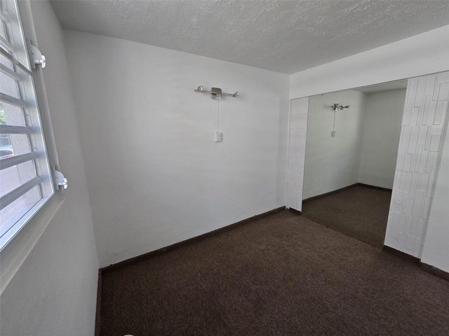 R13 NEBRASKA, Guaynabo, PR 00969