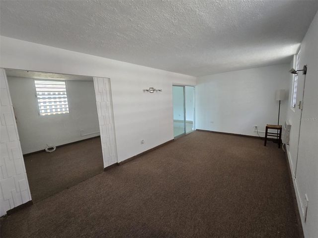 R13 NEBRASKA, Guaynabo, PR 00969