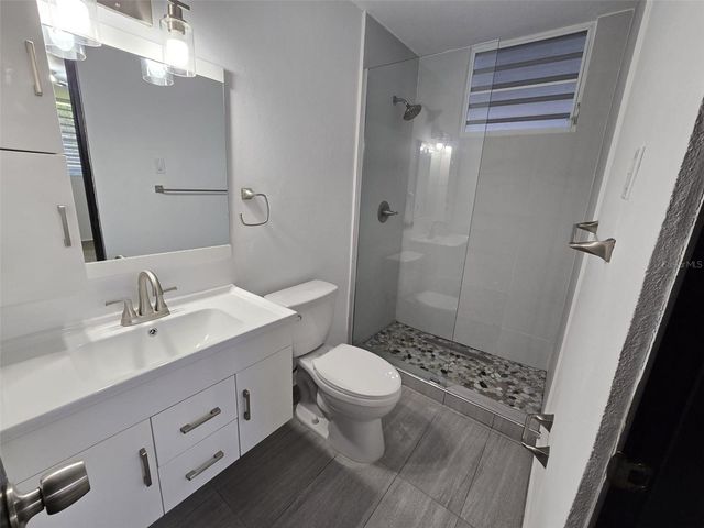 R13 NEBRASKA, Guaynabo, PR 00969