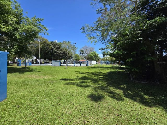 R13 NEBRASKA, Guaynabo, PR 00969