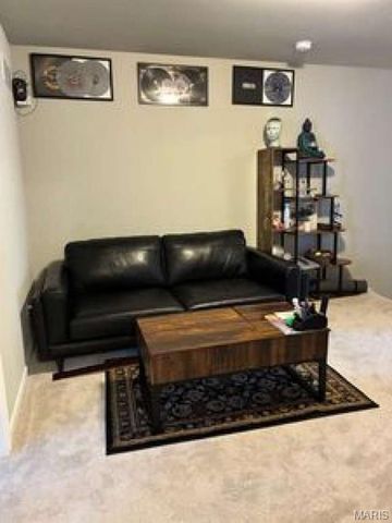 351 Champion Way Drive, Ballwin, MO 63011