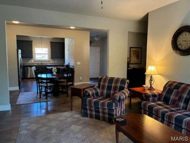 351 Champion Way Drive, Ballwin, MO 63011