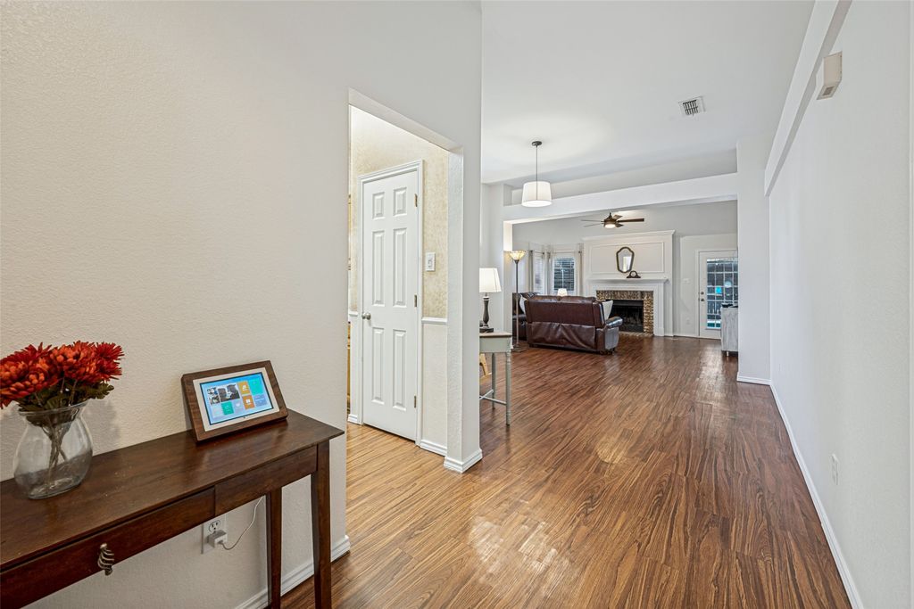 6032 Hilltop Drive, Watauga, TX 76148 — photo 5