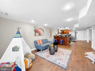 4901 BOILING BROOK PKWY, Rockville, MD 20852