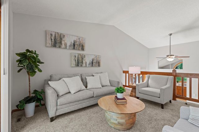 14231 Candlewood Lane NE, Prior Lake, MN 55372