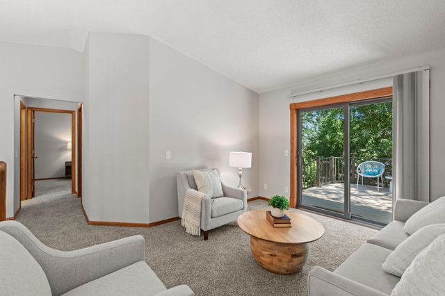 14231 Candlewood Lane NE, Prior Lake, MN 55372
