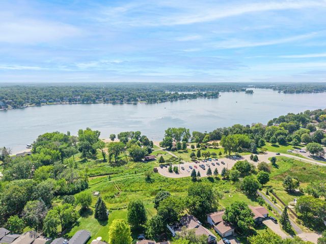 14231 Candlewood Lane NE, Prior Lake, MN 55372