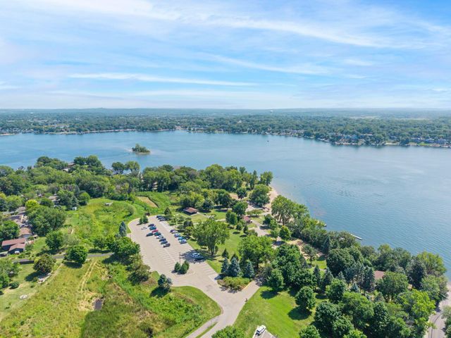 14231 Candlewood Lane NE, Prior Lake, MN 55372