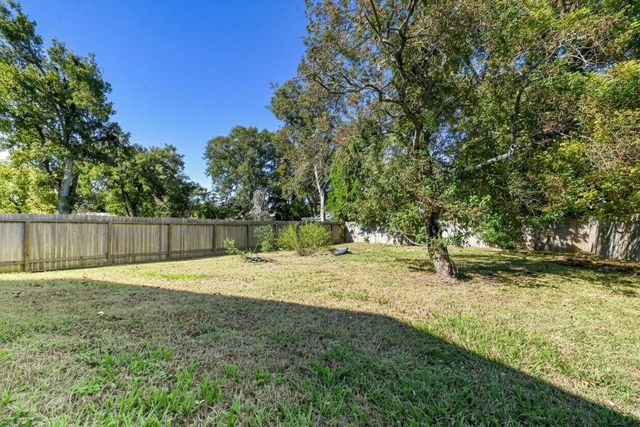 2026 Rosalee Street, La Marque, TX 77568