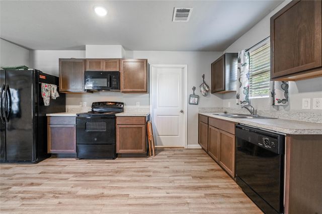 2026 Rosalee Street, La Marque, TX 77568