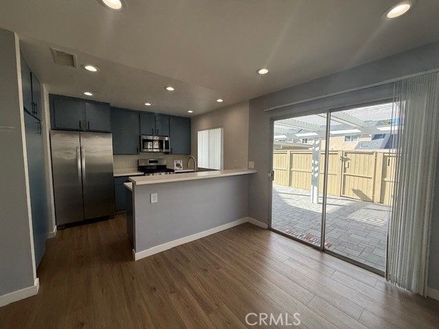 63 Thicket, Irvine, CA 92614