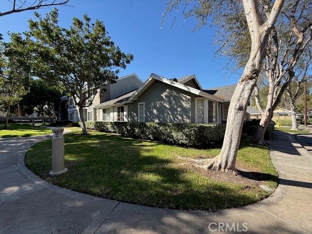 63 Thicket, Irvine, CA 92614