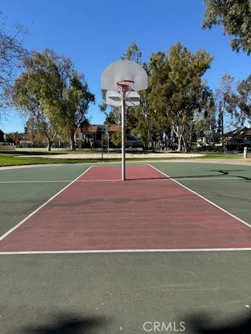 63 Thicket, Irvine, CA 92614