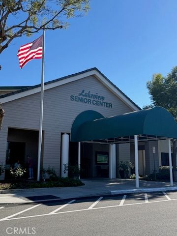 63 Thicket, Irvine, CA 92614