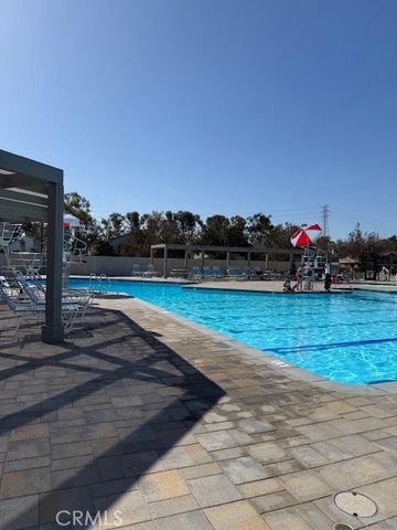 63 Thicket, Irvine, CA 92614