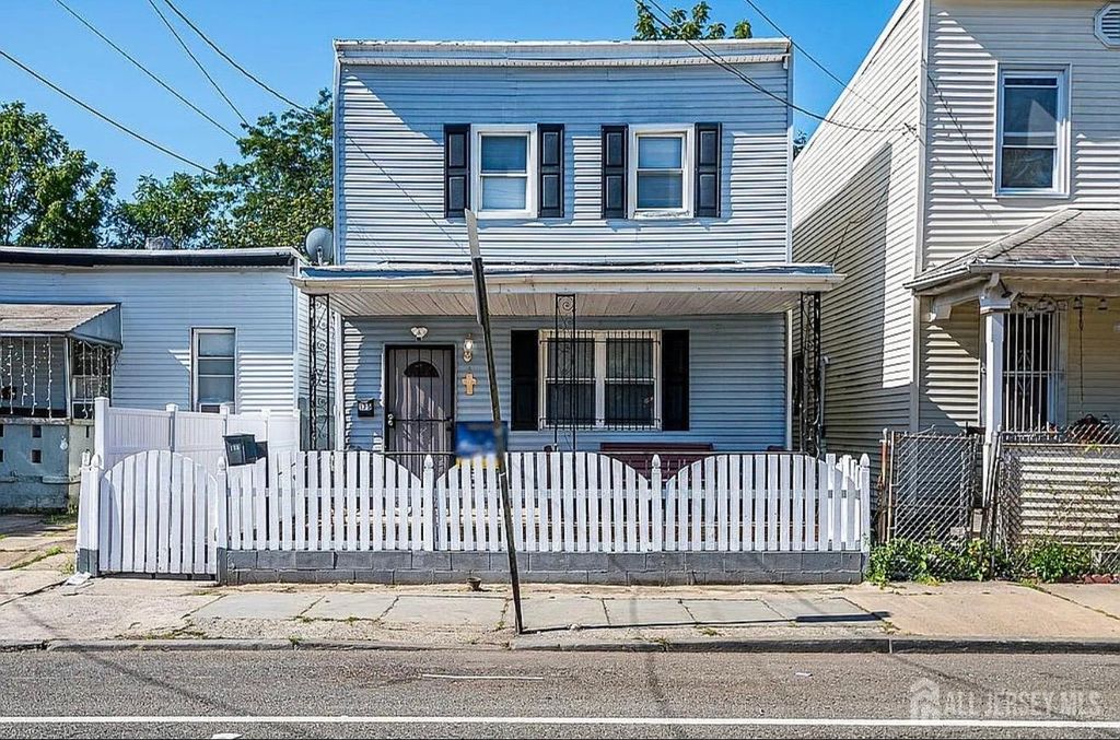 135 Fulton Avenue, Jersey City, NJ 07305