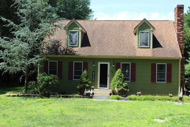 56 Macomber St, Berkley, MA 02779