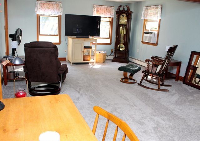 56 Macomber St, Berkley, MA 02779