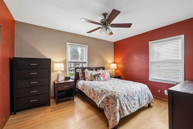 7110 Madison Avenue, Urbandale, IA 50322