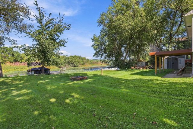 9812 271st Avenue, Trevor, WI 53179