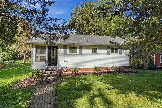 9812 271st Avenue, Trevor, WI 53179
