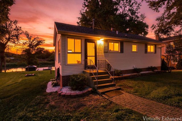9812 271st Avenue, Trevor, WI 53179