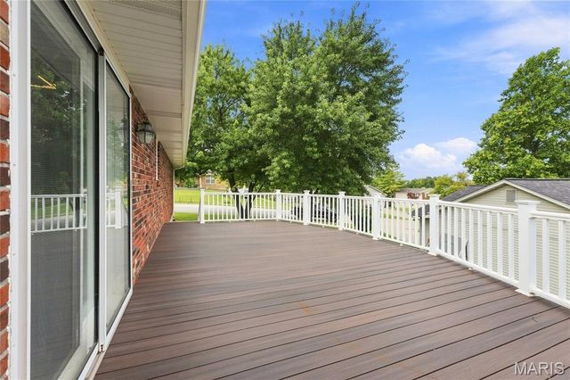 1613 Tamarack Drive, St Charles, MO 63301