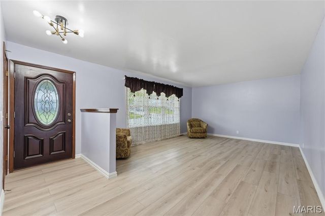 1613 Tamarack Drive, St Charles, MO 63301