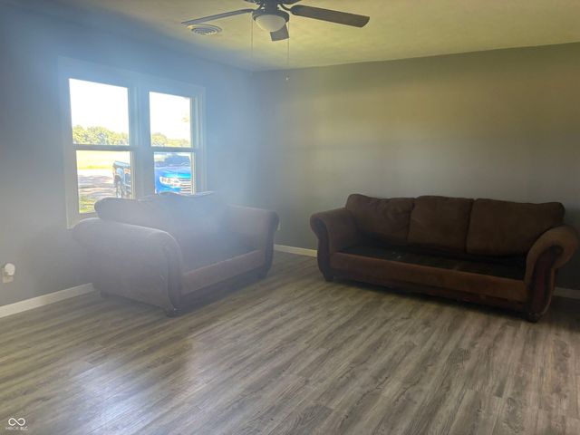 13410 E State Road 7, Elizabethtown, IN 47232