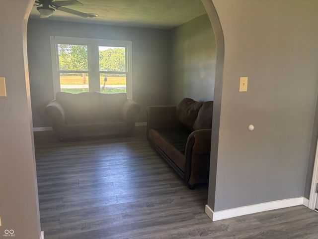 13410 E State Road 7, Elizabethtown, IN 47232