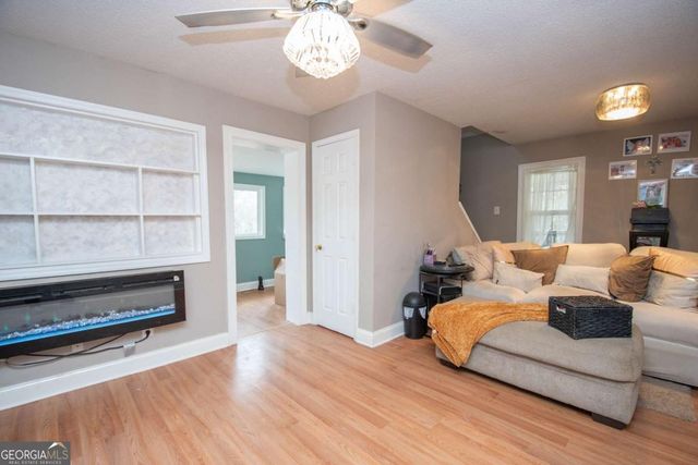 134 Rustica Drive, Newnan, GA 30263