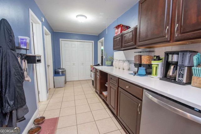 134 Rustica Drive, Newnan, GA 30263